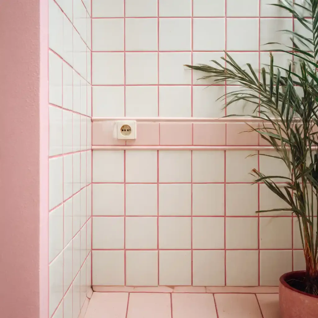 31-Stunning Pink Bathroom Idea